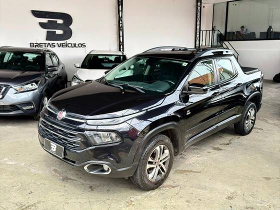 FIAT TORO 2.4 16V MULTIAIR FLEX FREEDOM AT9 FIAT TORO 2.4 16V MULTIAIR FLEX FREEDOM AT9